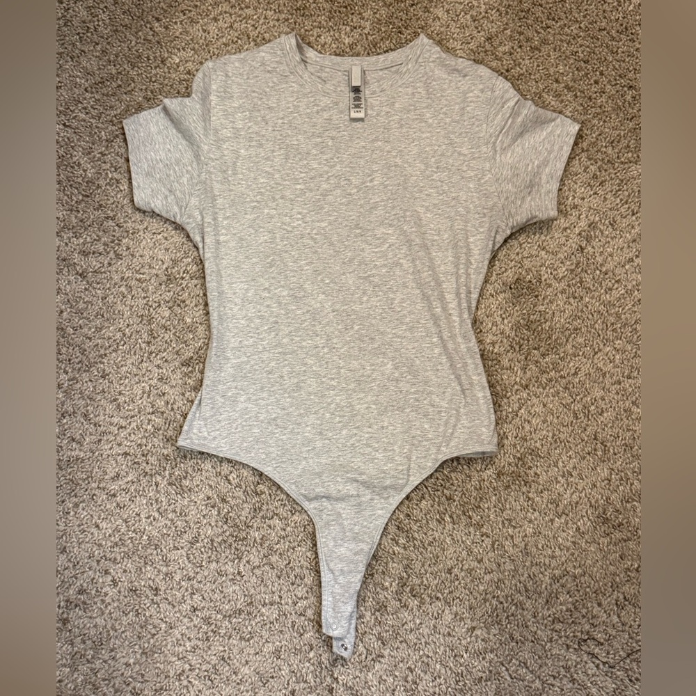 SKIMS Fits Everybody Gray Bodysuit